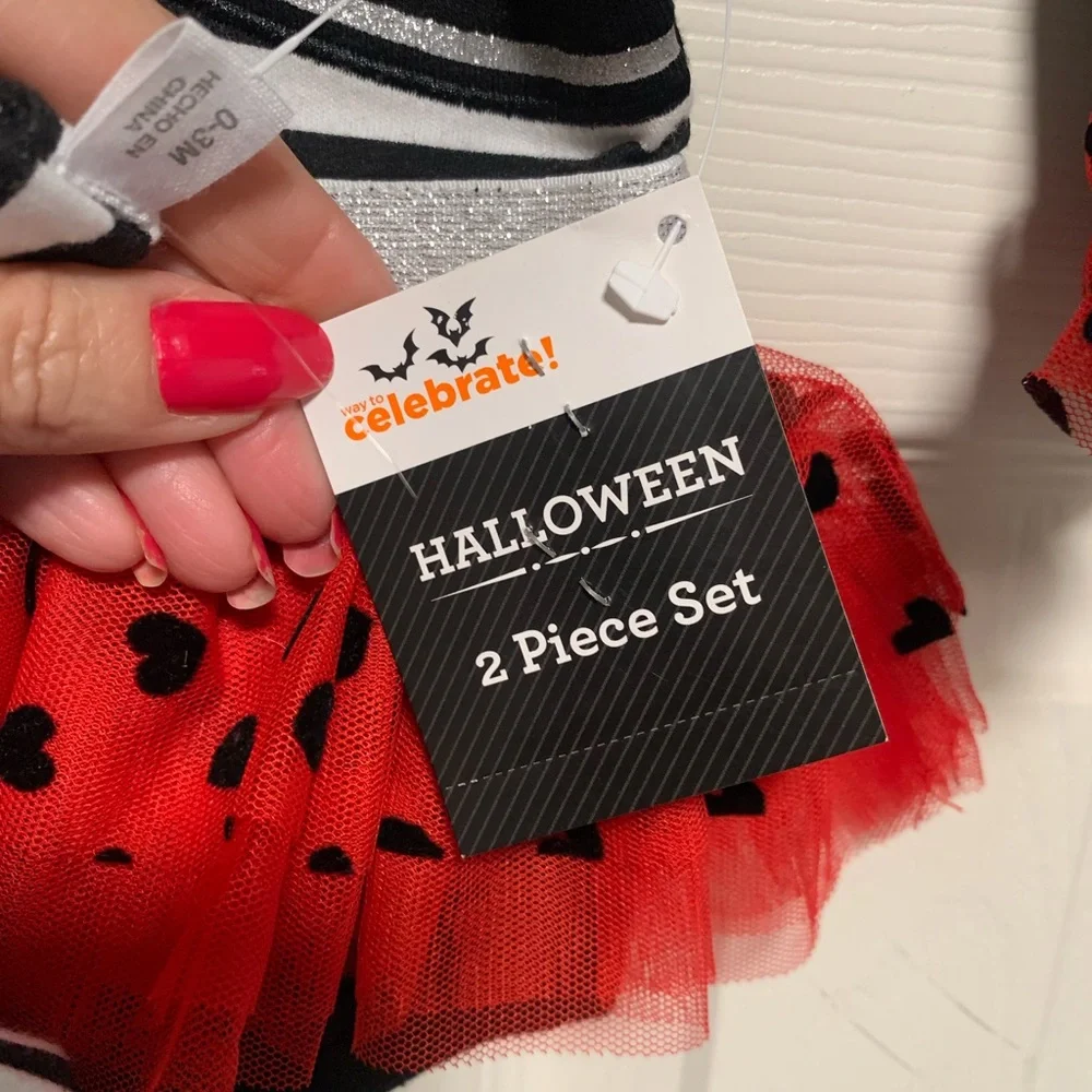 NWT Pirate Onesie and Headband Halloween Costume Size 3 Months